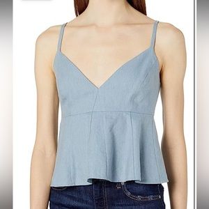 BCBG MAXAZRIA Women's Short  Meaghan V-Neck Ruffle Woven Sportswear Crop Top